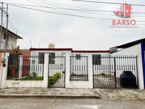 Casa en venta, fraccionamiento Kawatzin, calle Abundancia; Coatzintla, Veracruz