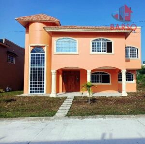 Casa en venta, colonia Las Vegas, calle Justo Sierra; Poza Rica, Veracruz