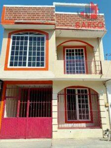 Casa en venta, calle Ahuehuete, colonia Mangos 2; Poza Rica, Veracruz