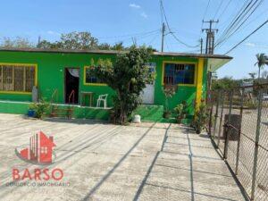 Casa en venta, carretera México-Tuxpan, esquina Guadalupe Victoria, Ejido Lázaro Cárdenas; Tihuatlán, Veracruz