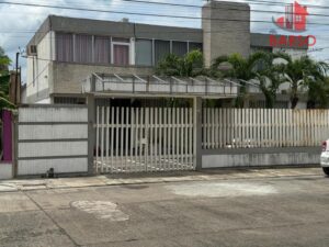 Casa en venta, col. Cazones, Calle 18; Poza Rica, Veracruz