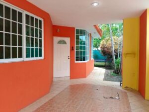 Casa en venta, Calle Ferrocarril, colonia Aviación Vieja; Poza Rica, Veracruz