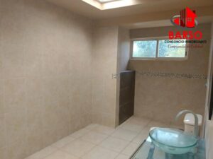 Edificio en renta, Carretera Lázaro Cárdenas, Ricardo Flores Magón; Tihuatlán, Veracruz