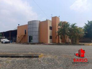 Edificio en renta, Carretera Lázaro Cárdenas, Ricardo Flores Magón; Tihuatlán, Veracruz